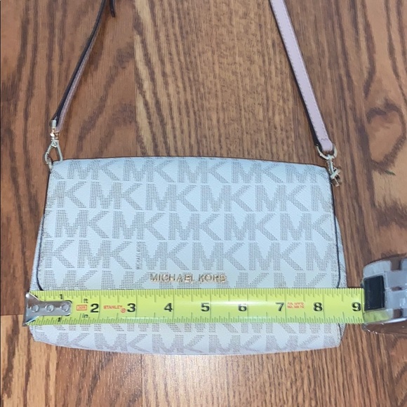 Michael Kors Crossbody Bag - Picture 6 of 7